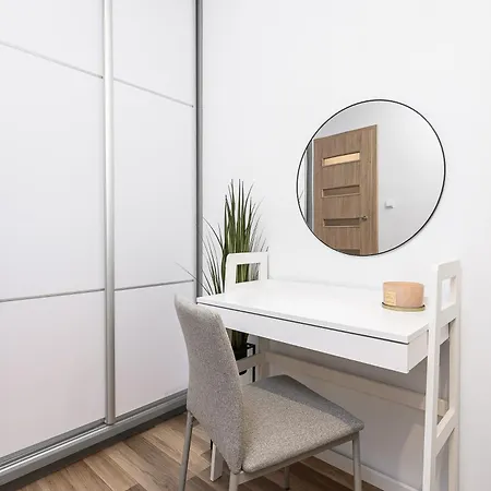 Lumina Cozy 3-rooms Near The Center * Varşova