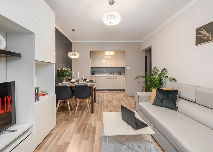 شقة Lumina Cozy 3-rooms Near The Center