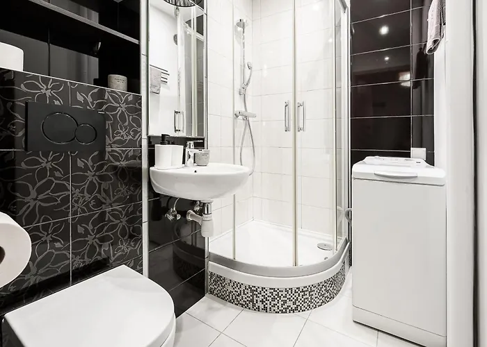 Lumina Cozy 3-rooms Near The Center Апартаменты Варшава