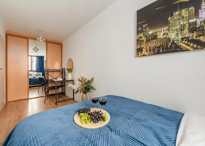 Lumina Cozy 3-rooms Near The Center Апартаменты Варшава