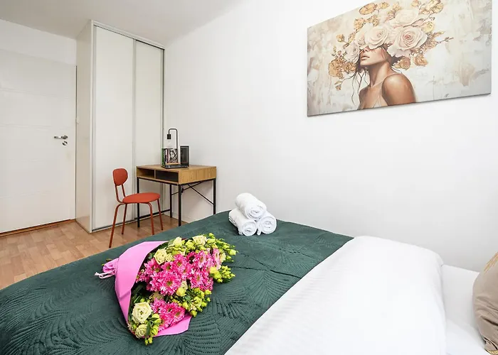 Lumina Cozy 3-rooms Near The Center Apartamento Varsovia