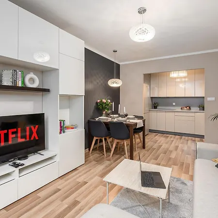 Lumina Cozy 3-rooms Near The Center